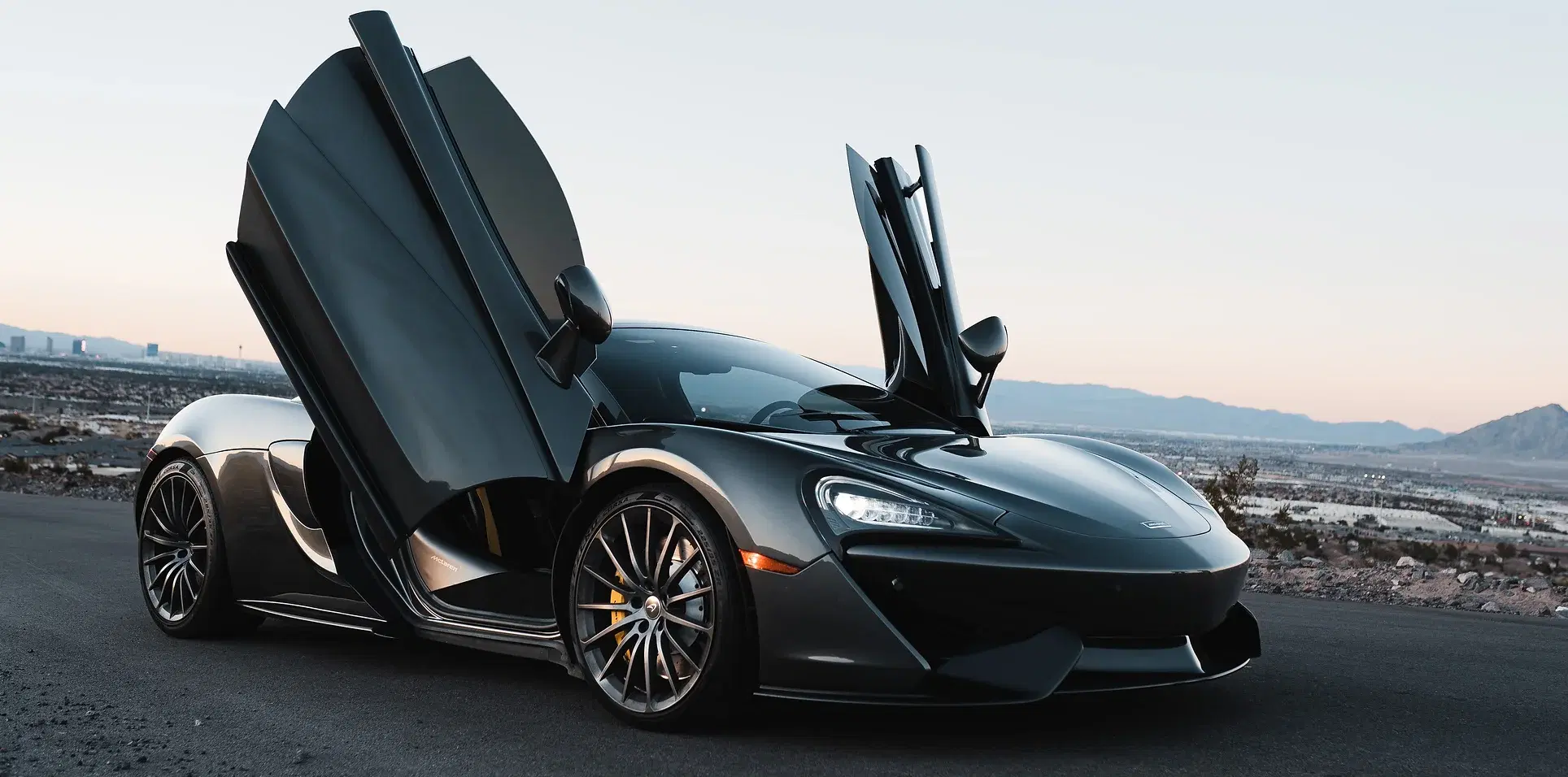 Rent a McLaren 570GT in Las Vegas.